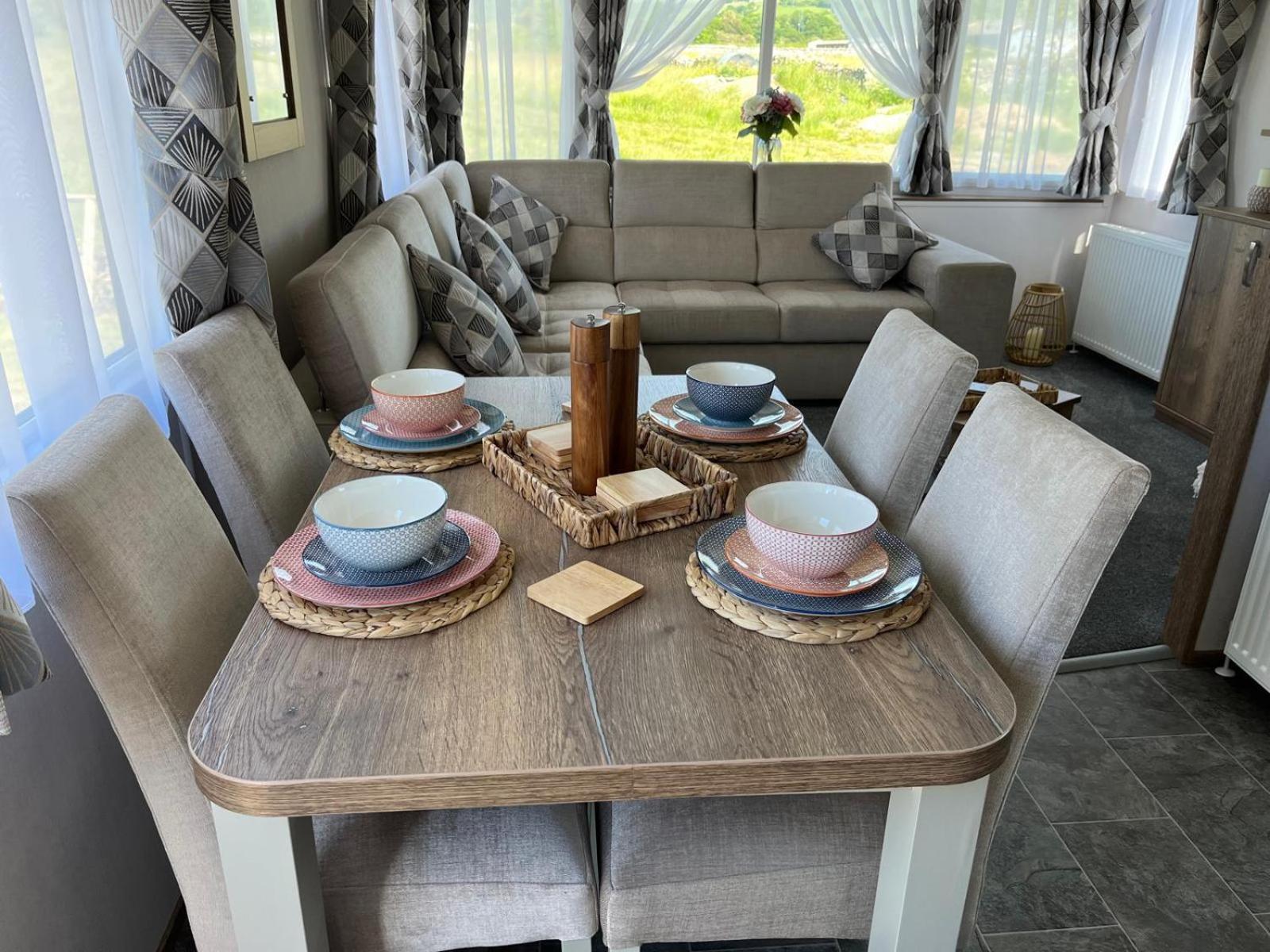 Visma Caravan Llanddwywe ภายนอก รูปภาพ