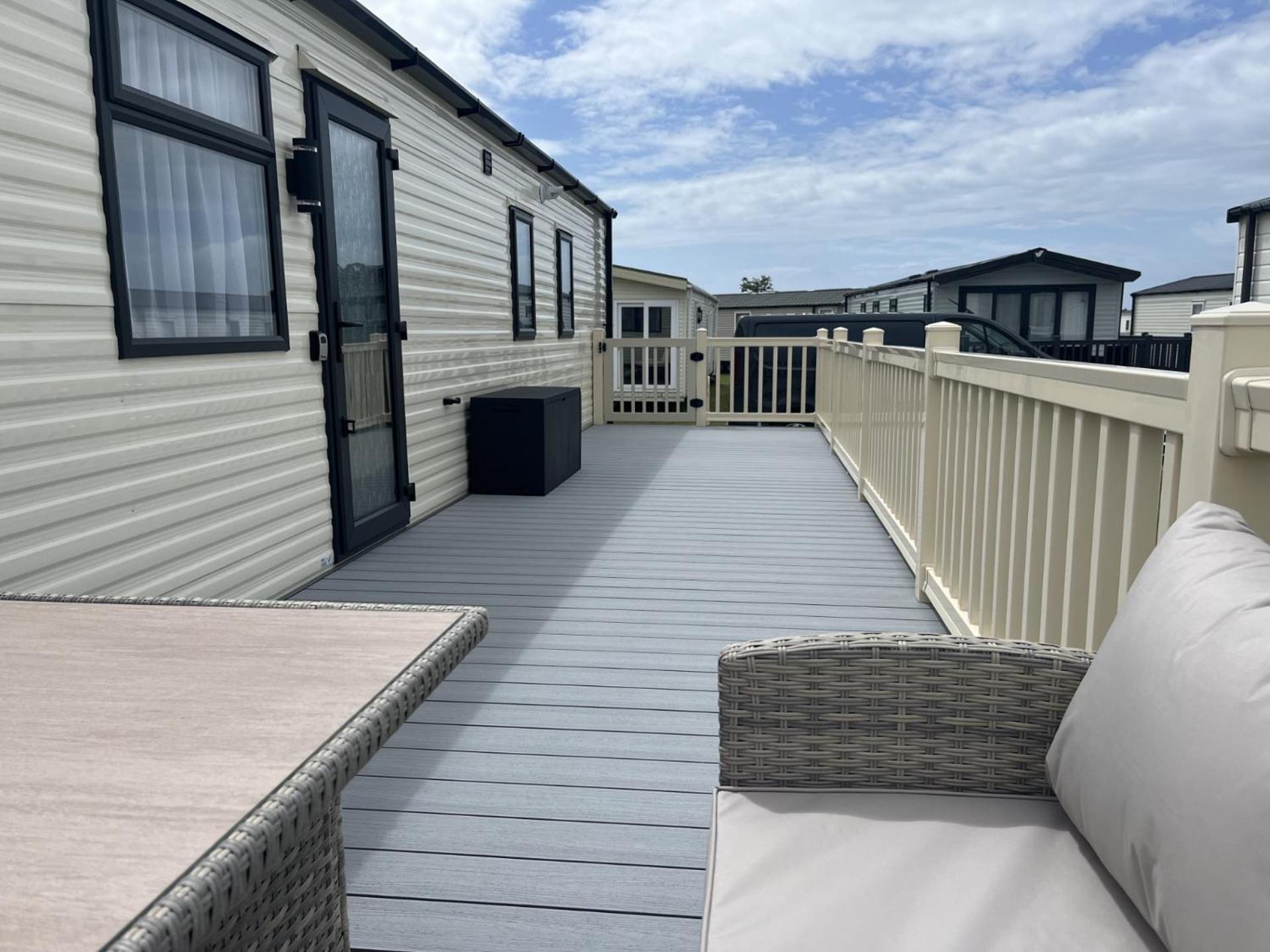 Visma Caravan Llanddwywe ภายนอก รูปภาพ